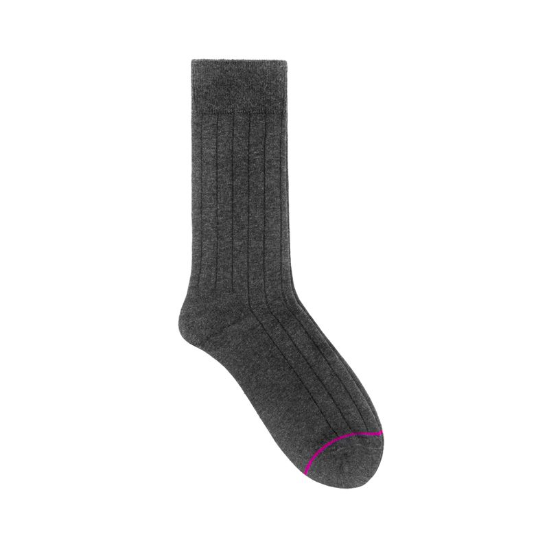 1430000292-gris-frente